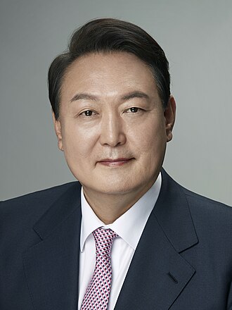 Yoon Suk Yeol